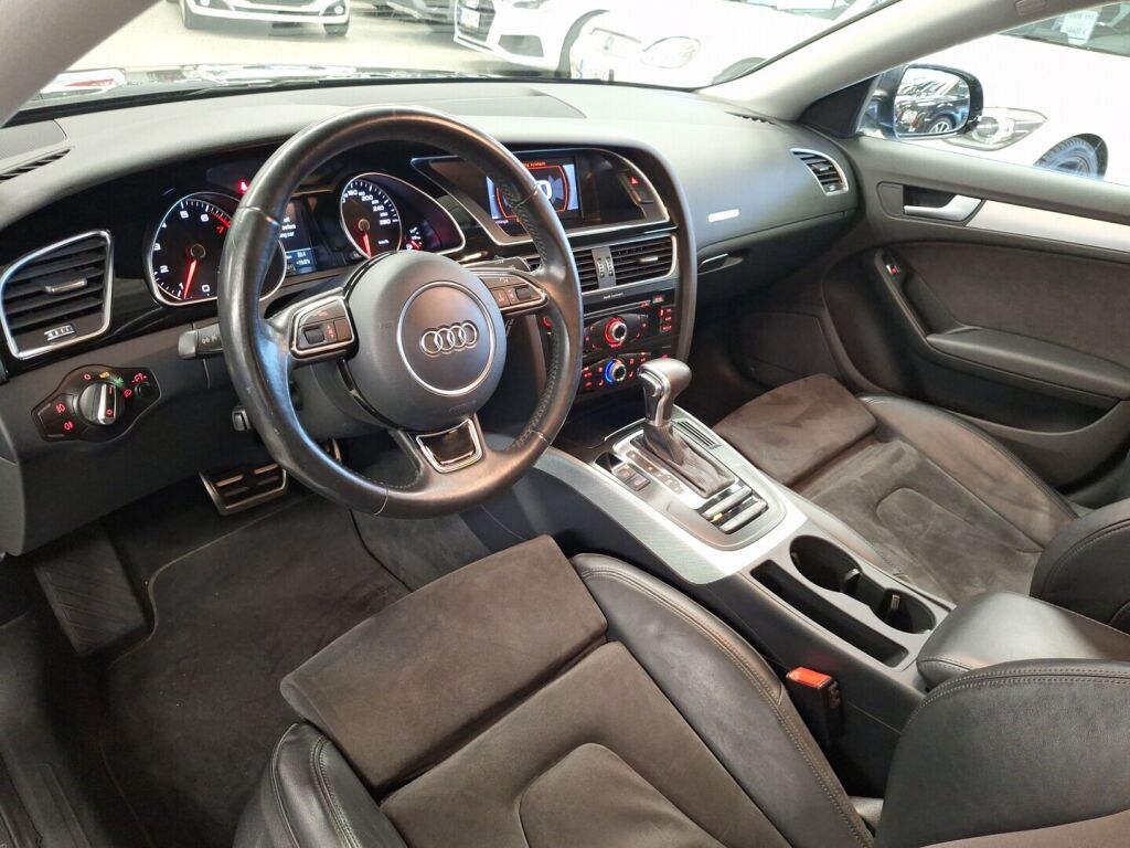 Audi A5 2015 Musta