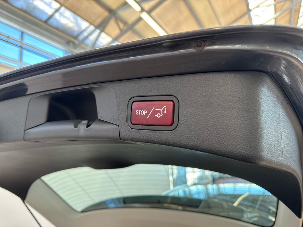 Mercedes-Benz C 2016 Harmaa