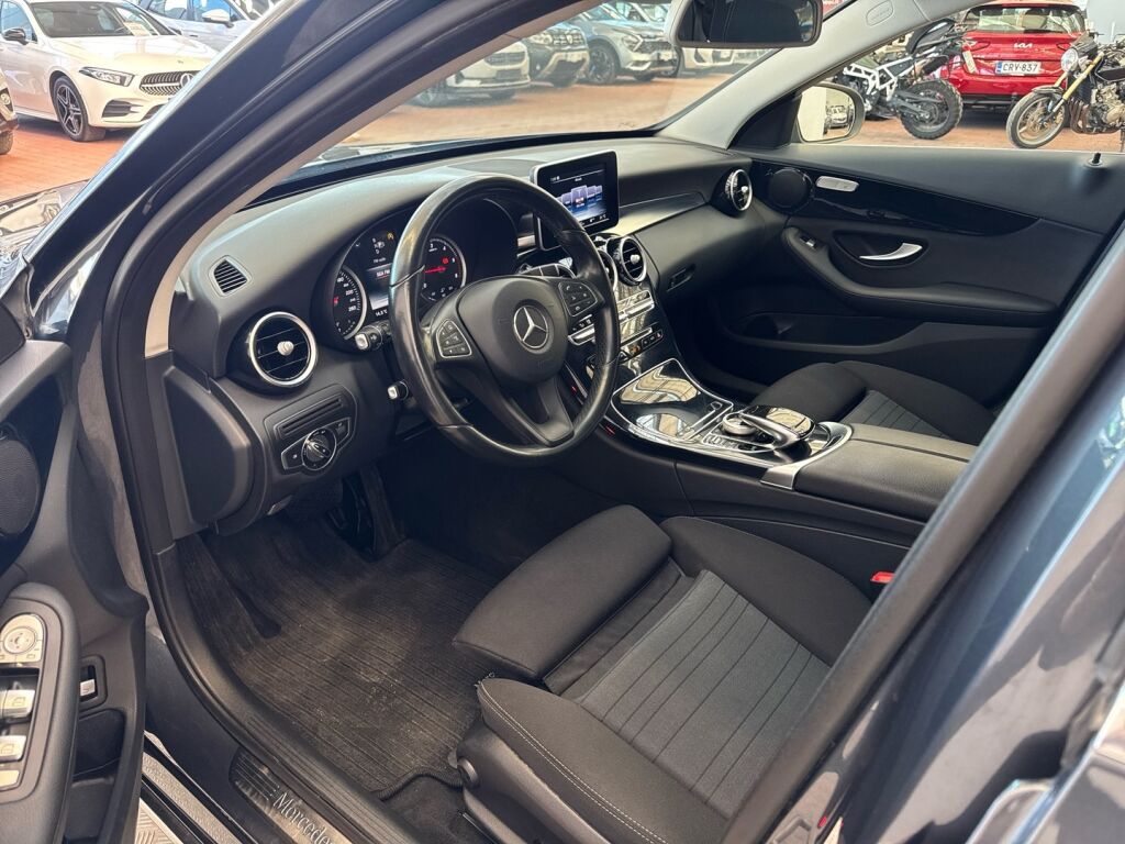 Mercedes-Benz C 2016 Harmaa