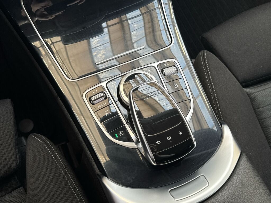 Mercedes-Benz C 2016 Harmaa