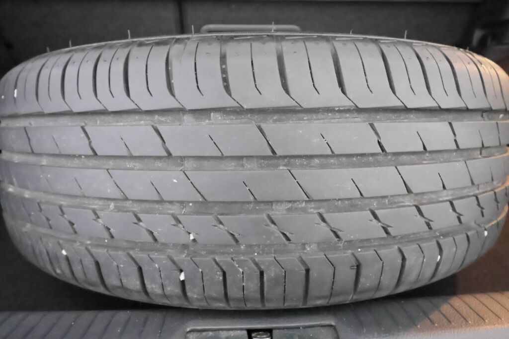 Volkswagen Golf 2015 Musta