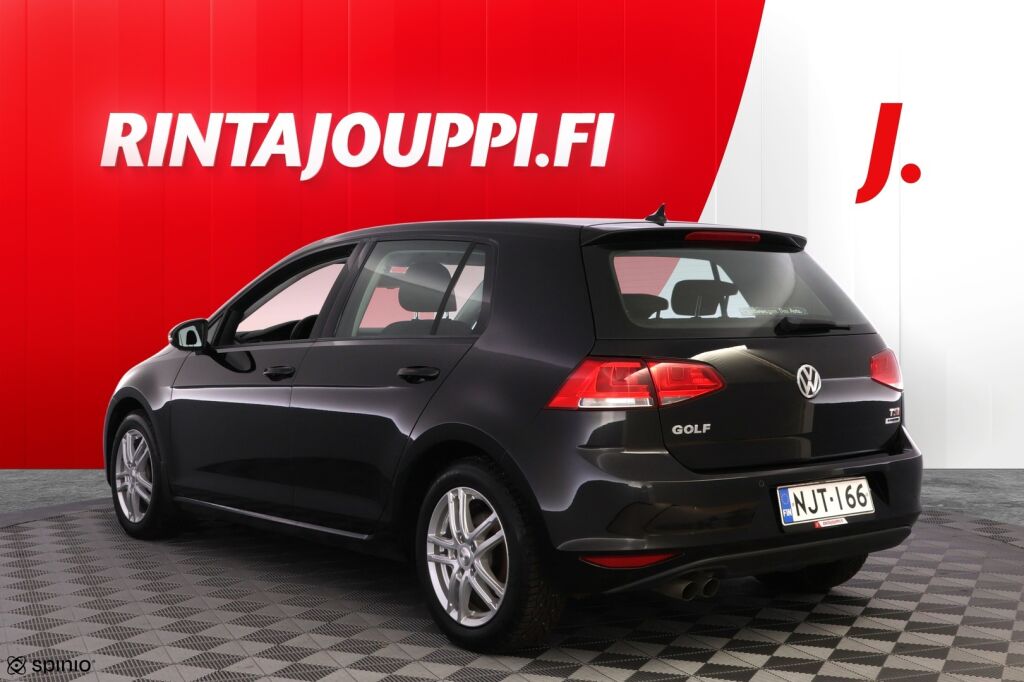 Volkswagen Golf 2015 Musta
