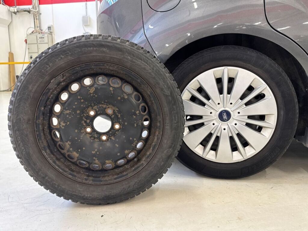 Ford C-Max 2015 Harmaa