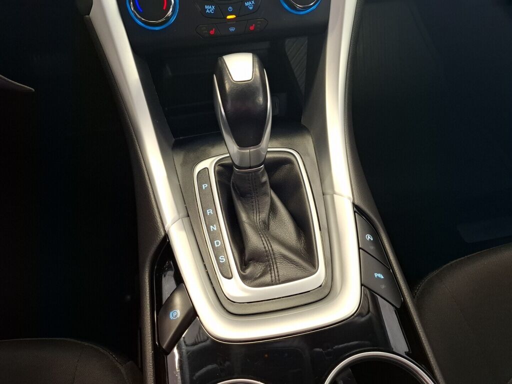 Ford Mondeo 2015 Valkoinen