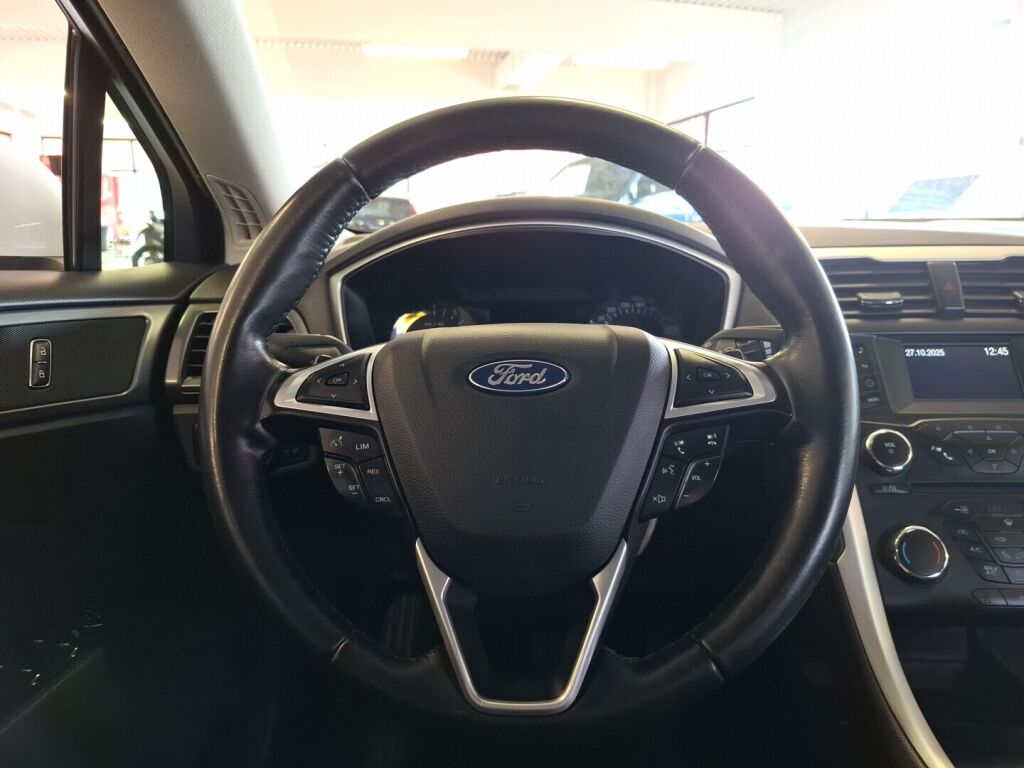 Ford Mondeo 2015 Valkoinen