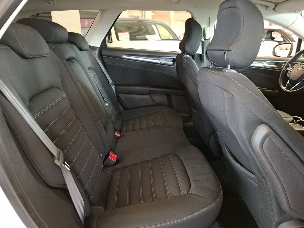 Ford Mondeo 2015 Valkoinen