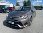 Toyota Avensis 2015 Ruskea (beige)