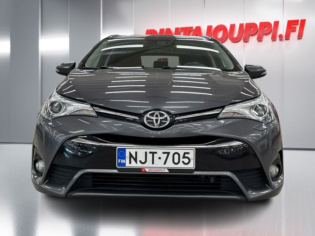 Toyota Avensis 2015 Harmaa