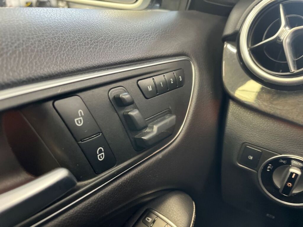 Mercedes-Benz B 2012 Met. Harmaa
