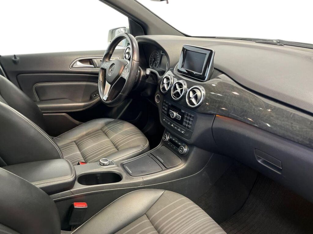 Mercedes-Benz B 2012 Met. Harmaa