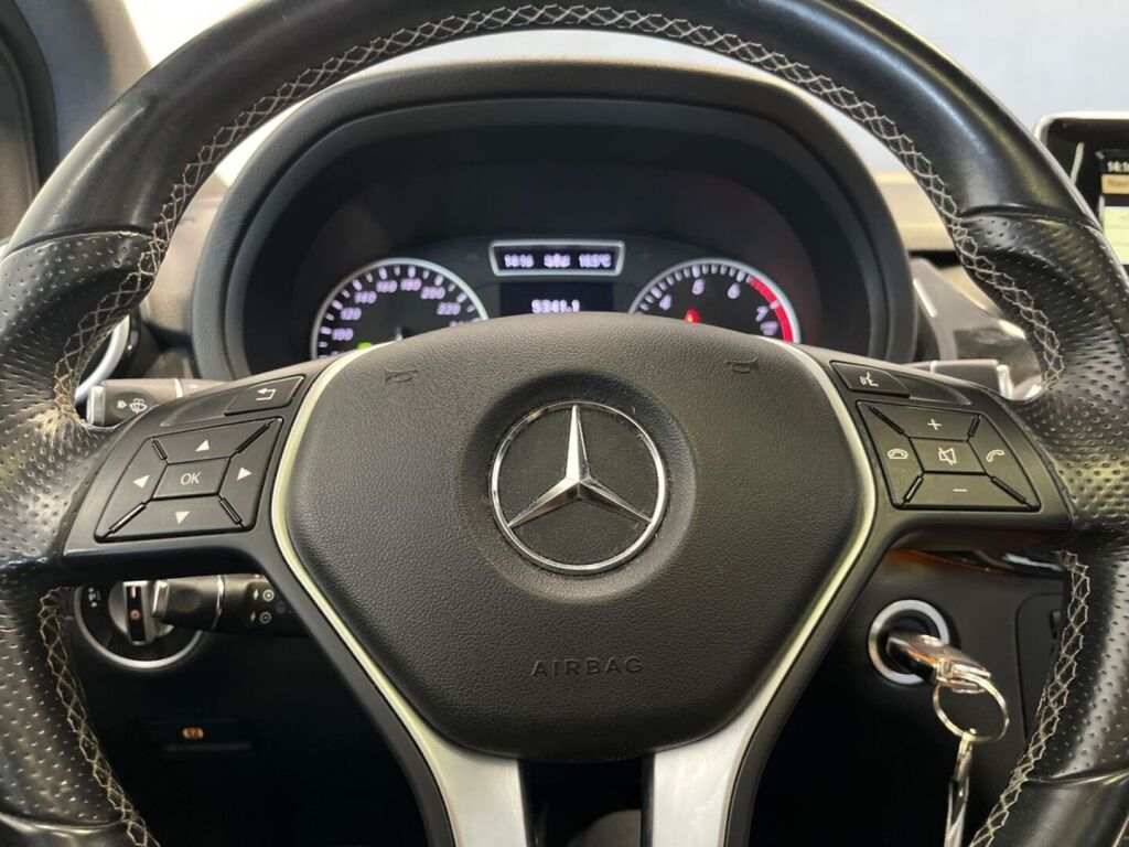 Mercedes-Benz B 2012 Met. Harmaa