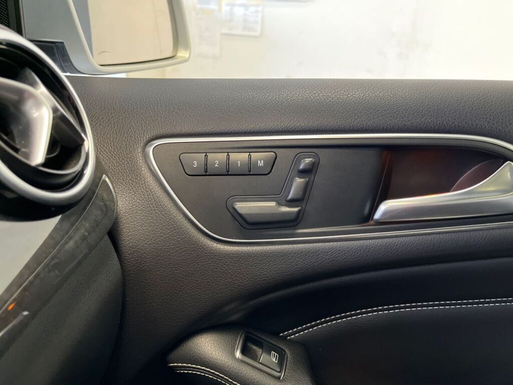 Mercedes-Benz B 2012 Met. Harmaa