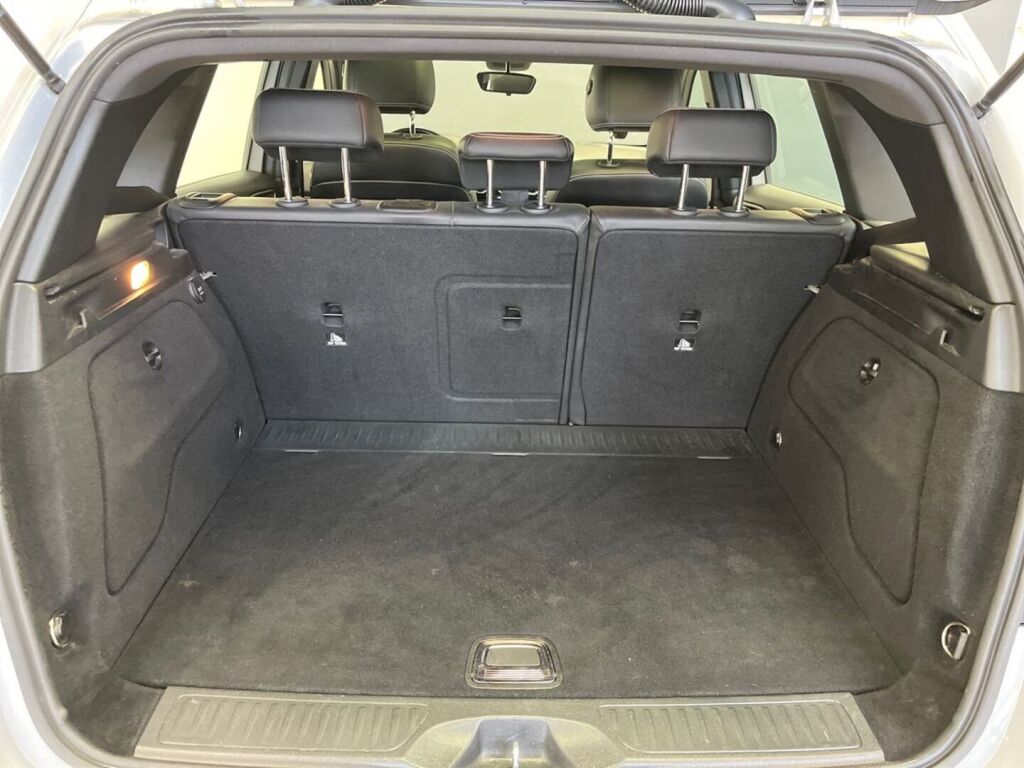 Mercedes-Benz B 2012 Met. Harmaa