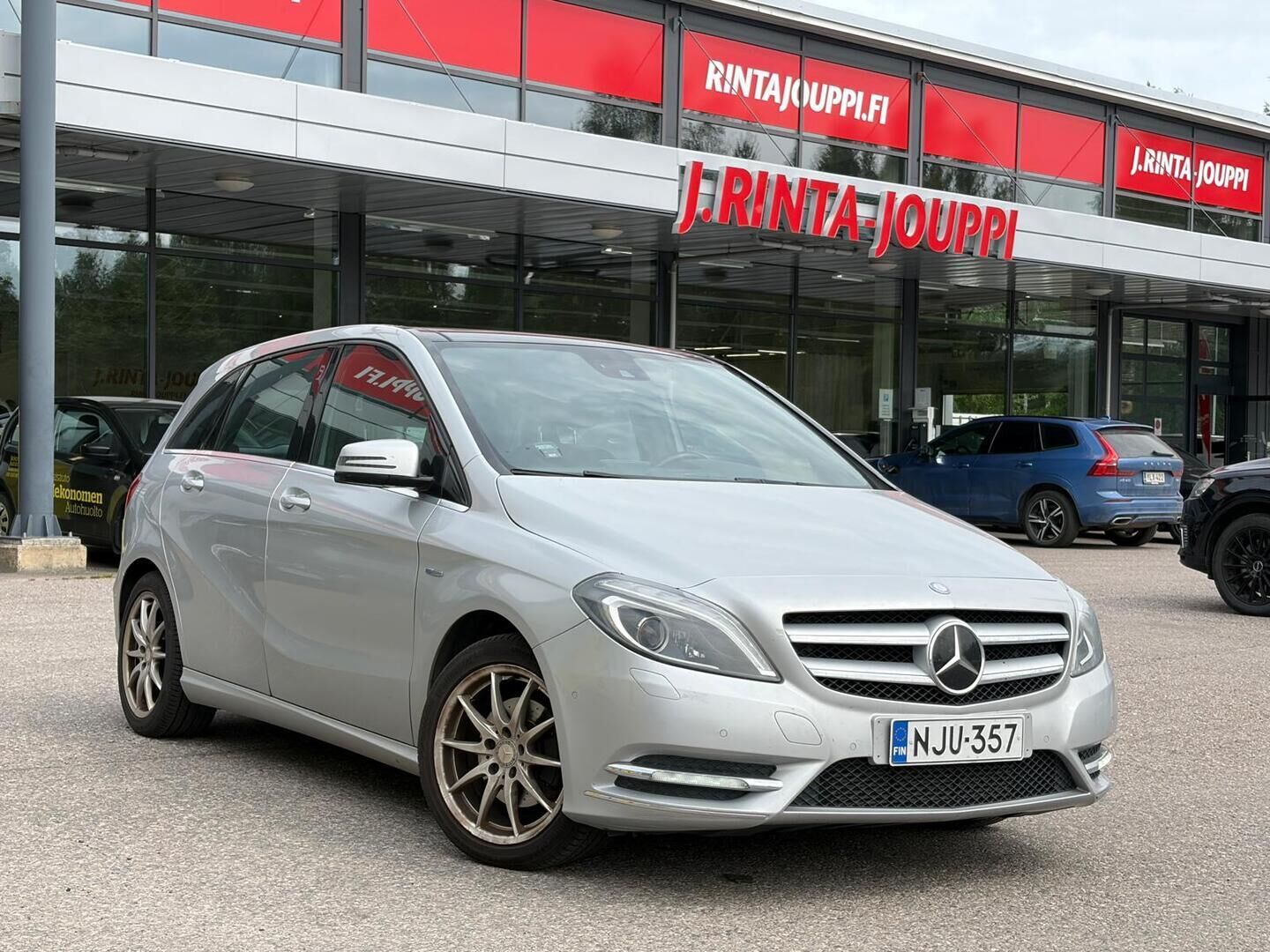Mercedes-Benz B