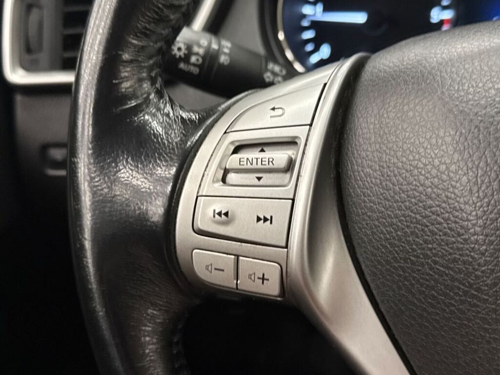 Nissan X-Trail 2015 Vihreä