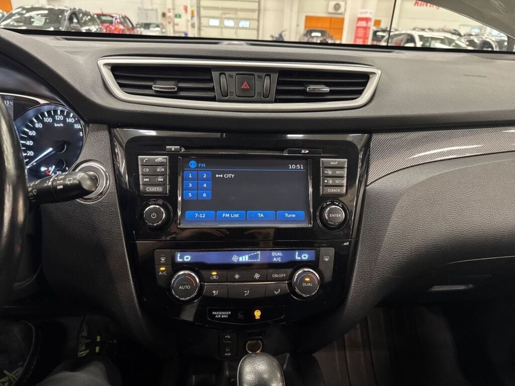 Nissan X-Trail 2015 Vihreä