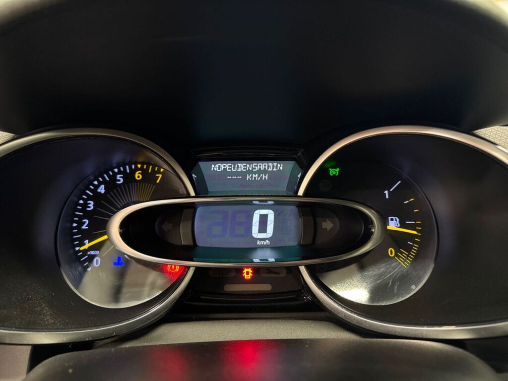 Renault Clio 2015 Ruskea (beige)