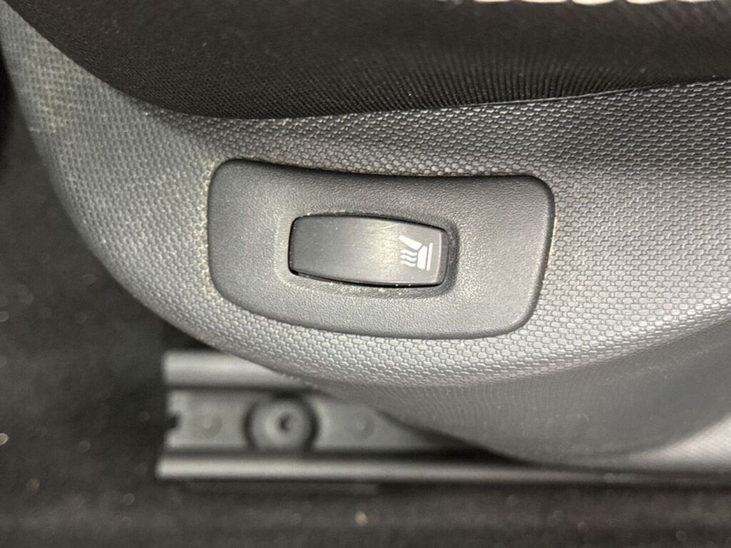 Renault Clio 2015 Ruskea (beige)