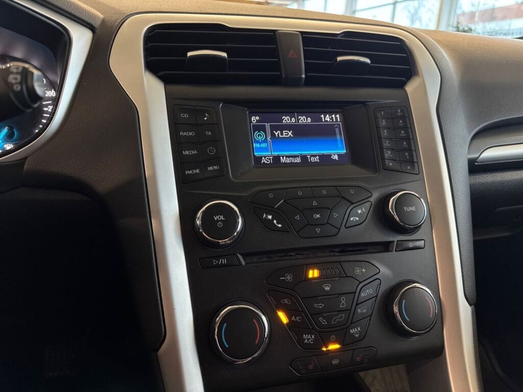 Ford Mondeo 2015 Valkoinen