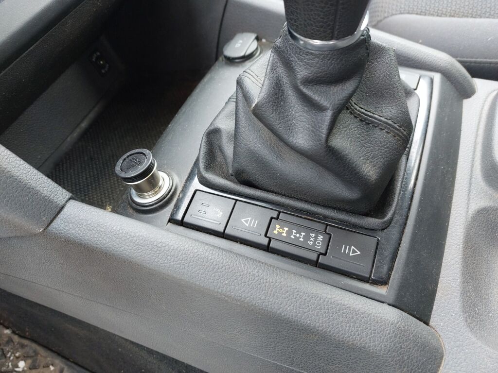 Volkswagen Amarok 2015 Valkoinen