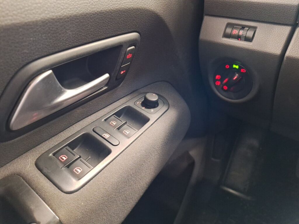 Volkswagen Amarok 2015 Valkoinen