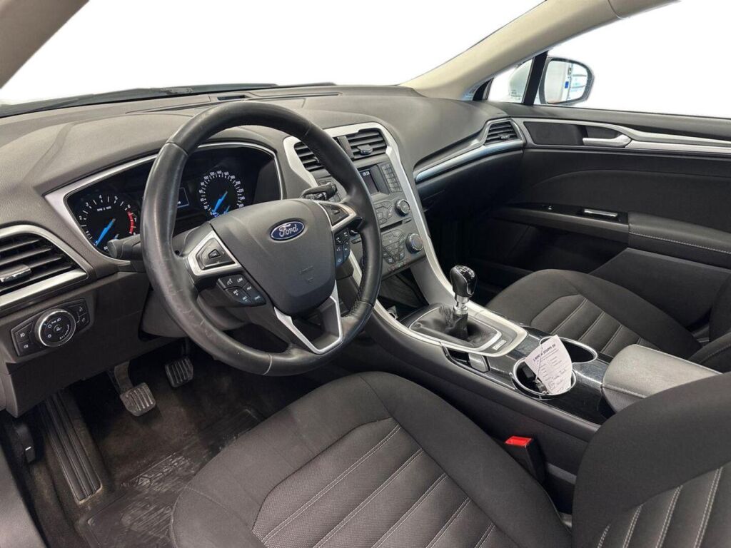 Ford Mondeo 2015 Valkoinen