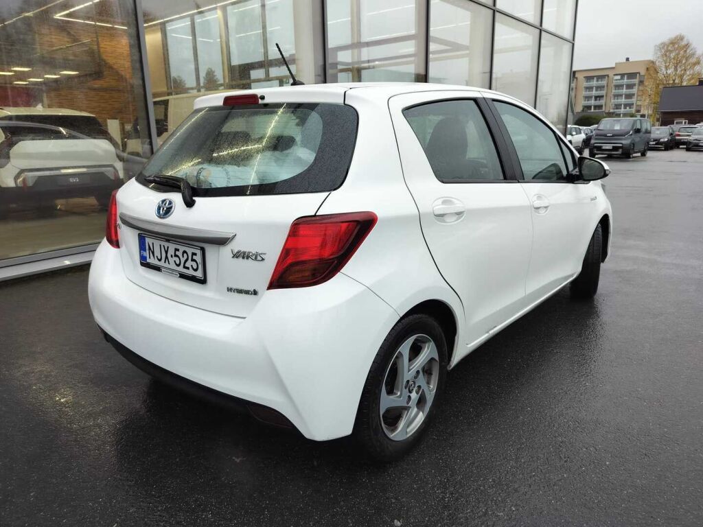 Toyota Yaris 2015 Valkoinen
