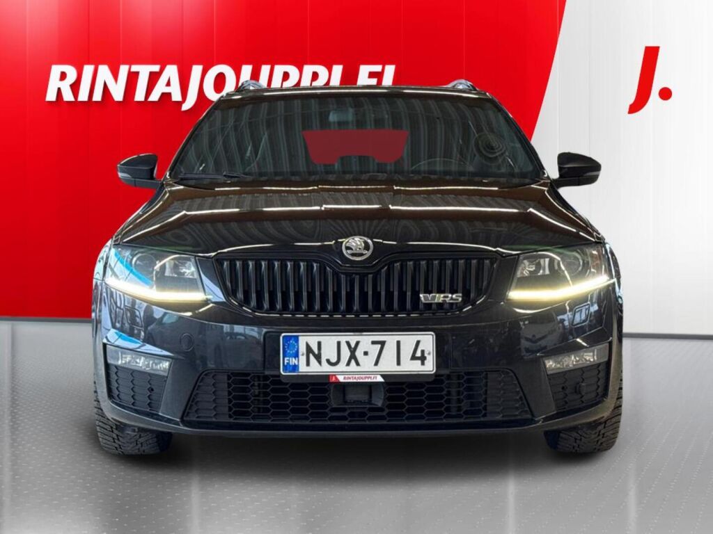 Skoda Octavia 2015 Musta