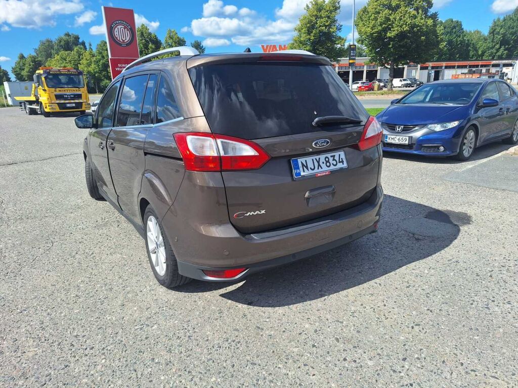 Ford Grand C-Max 2016 Ruskea (beige)