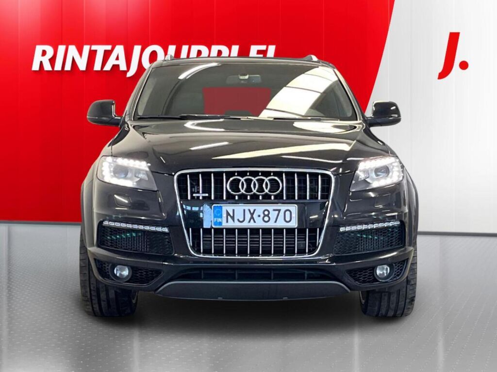 Audi Q7 2012 Met. Musta