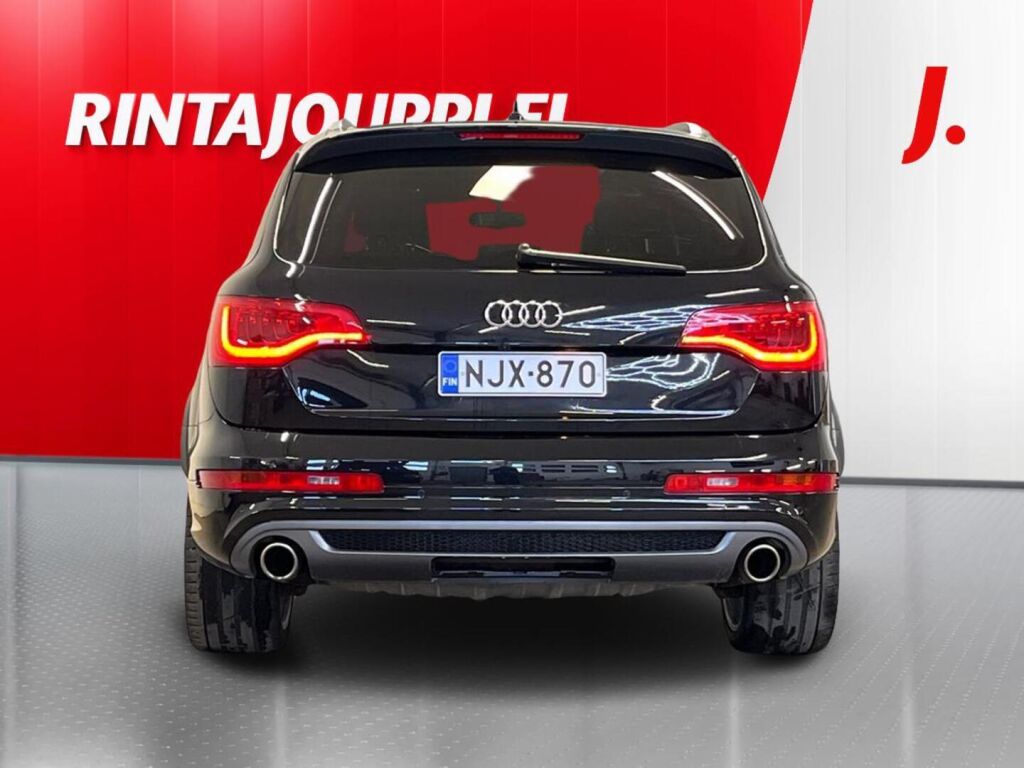 Audi Q7 2012 Met. Musta