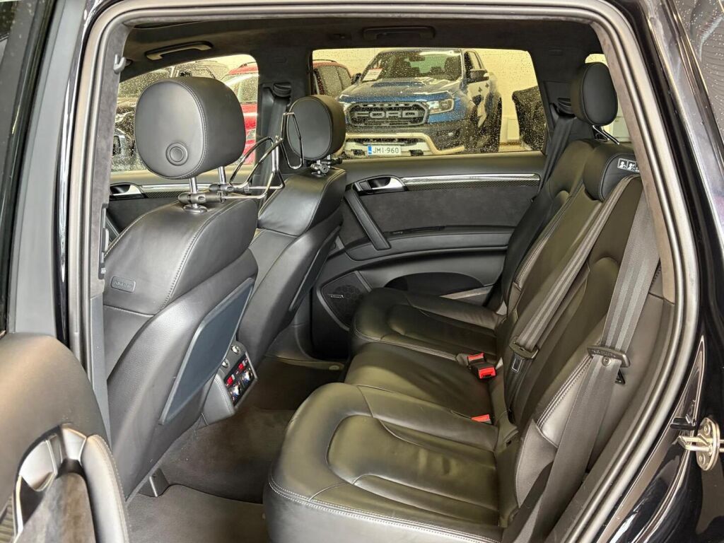 Audi Q7 2012 Met. Musta