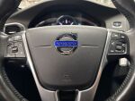 Volvo V60 2016 Musta