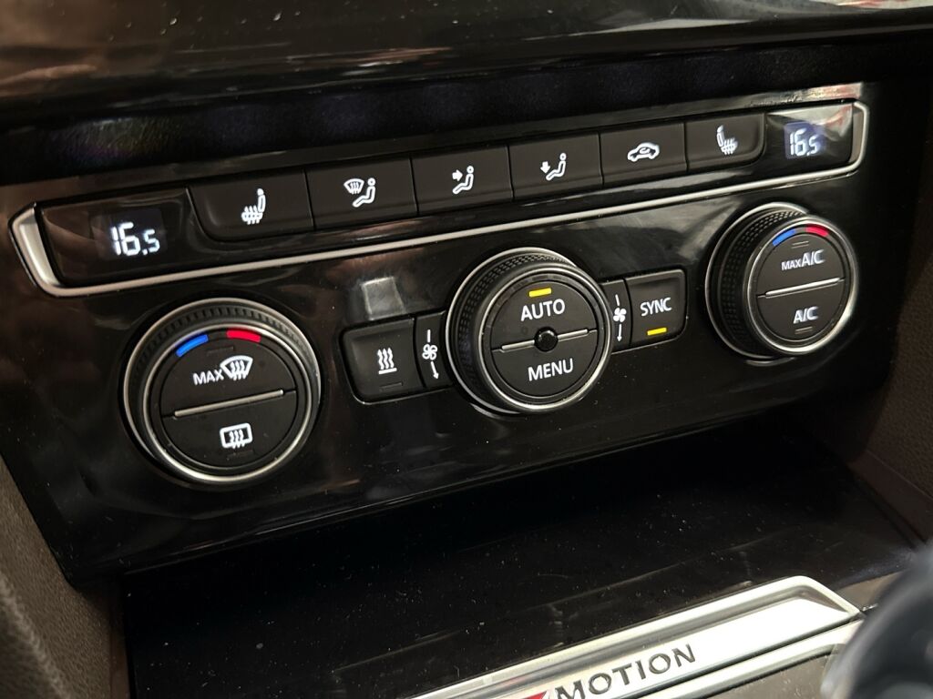 Volkswagen Passat 2015 Ruskea (beige)