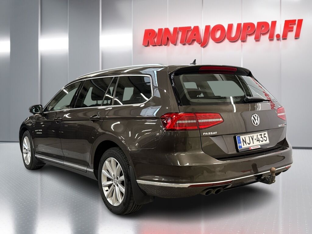 Volkswagen Passat 2015 Ruskea (beige)