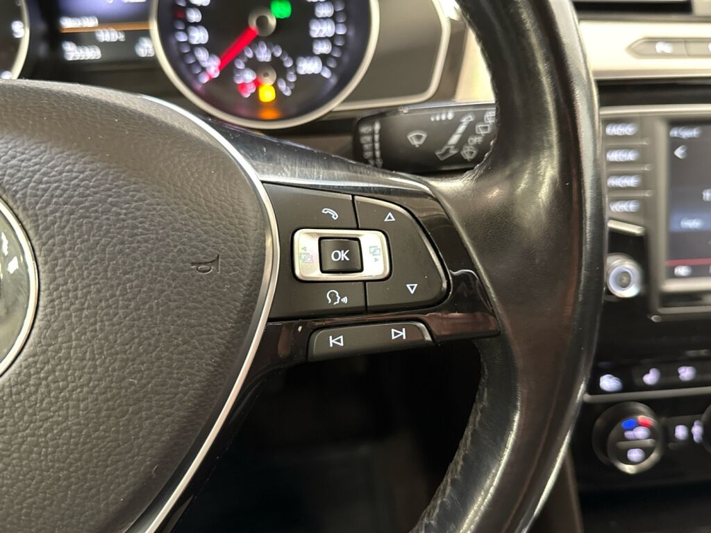 Volkswagen Passat 2015 Ruskea (beige)