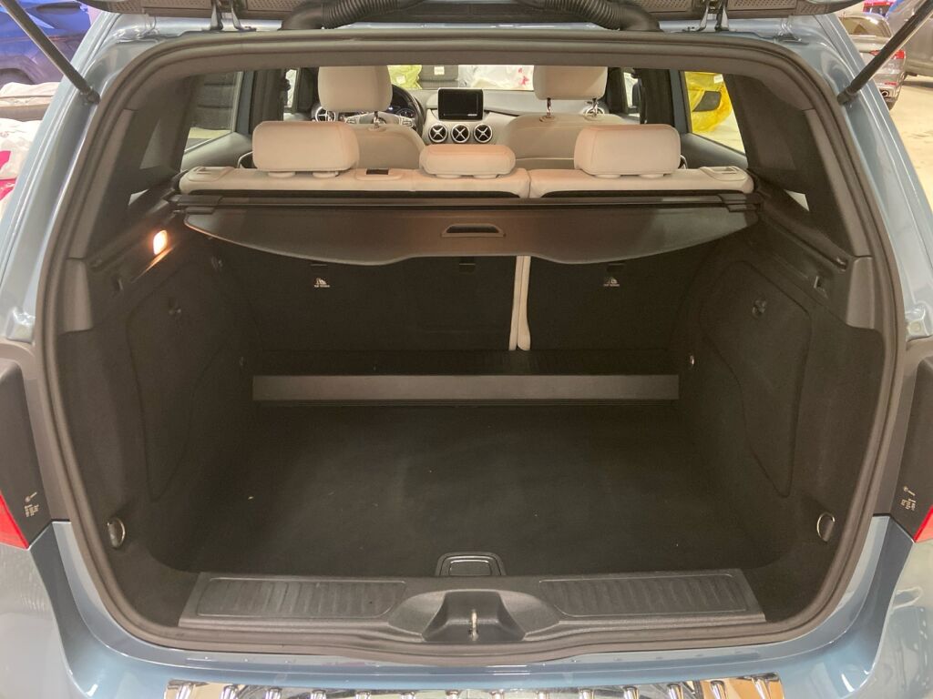 Mercedes-Benz B 2015 Sininen