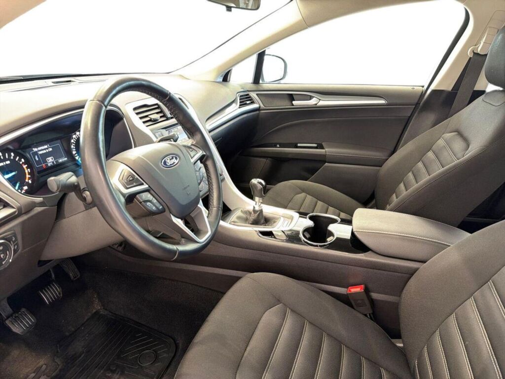Ford Mondeo 2015 Valkoinen