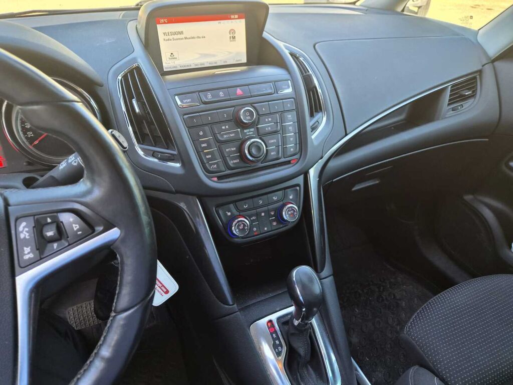 Opel Zafira Tourer 2015 Ruskea (beige)