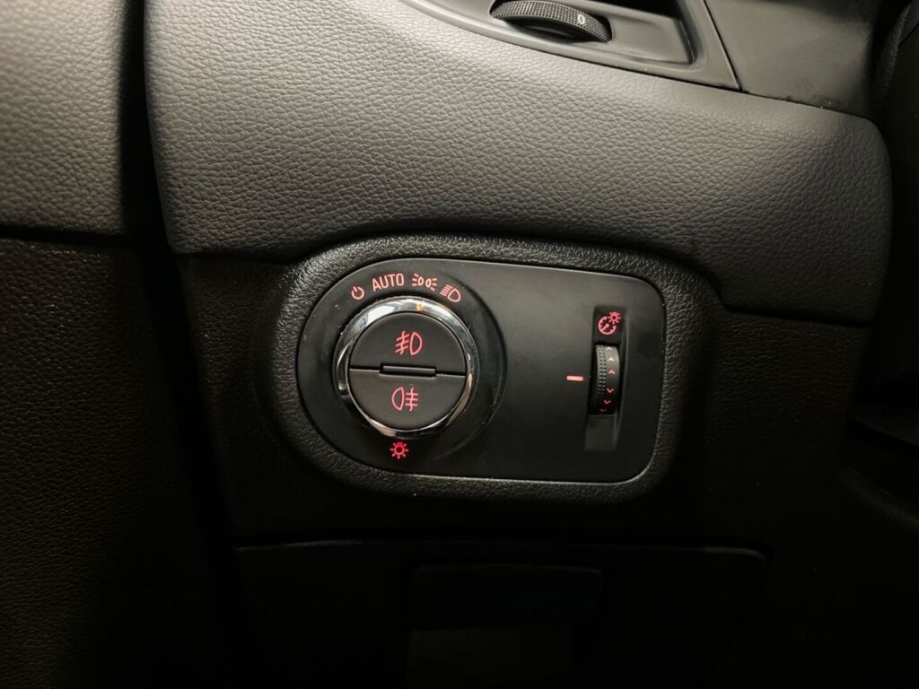 Opel Zafira Tourer 2015 Ruskea (beige)