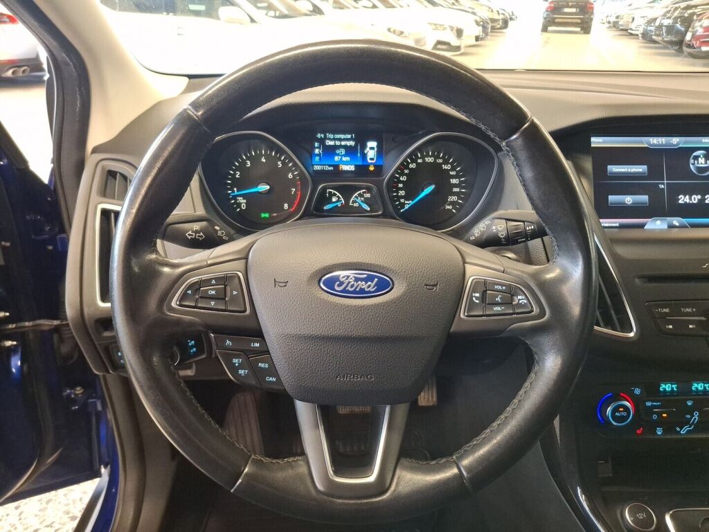 Ford Focus 2016 Sininen