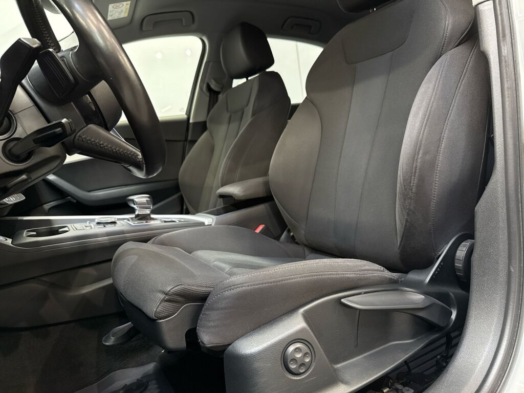 Audi A4 2016 Valkoinen