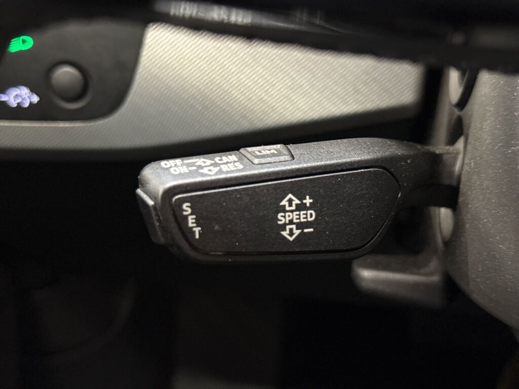 Audi A4 2016 Valkoinen