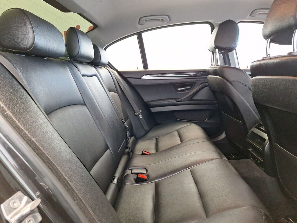 BMW 520 2016 Harmaa