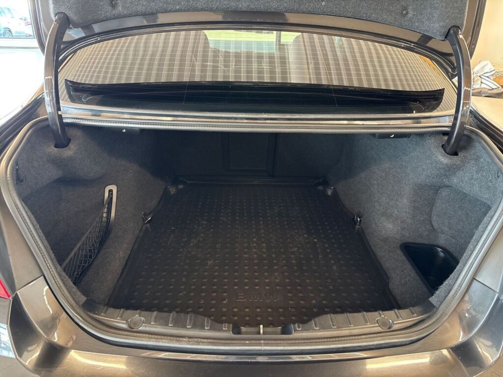 BMW 520 2016 Harmaa