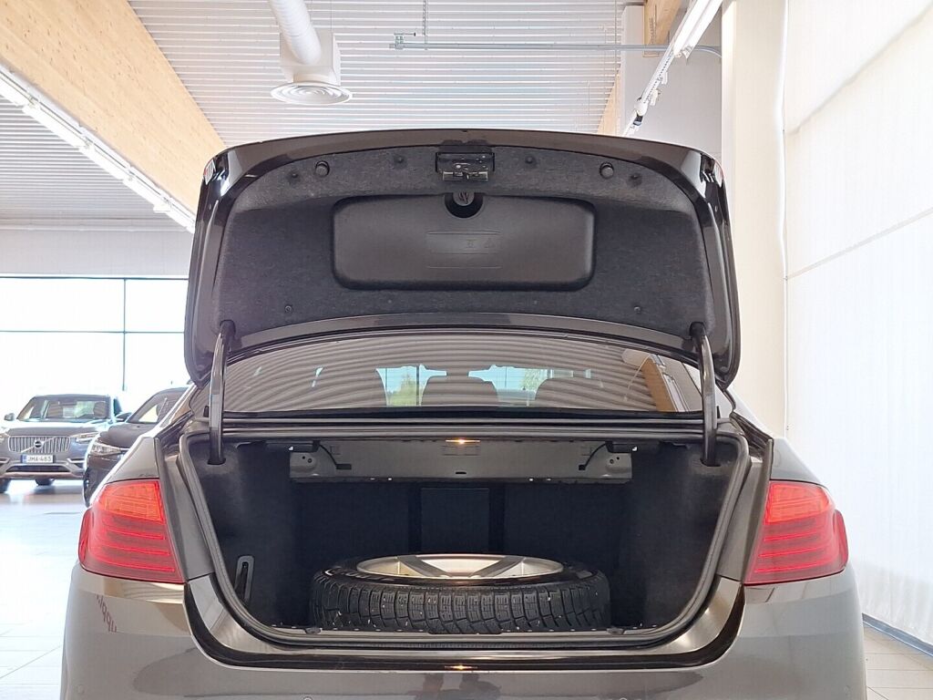BMW 520 2016 Harmaa