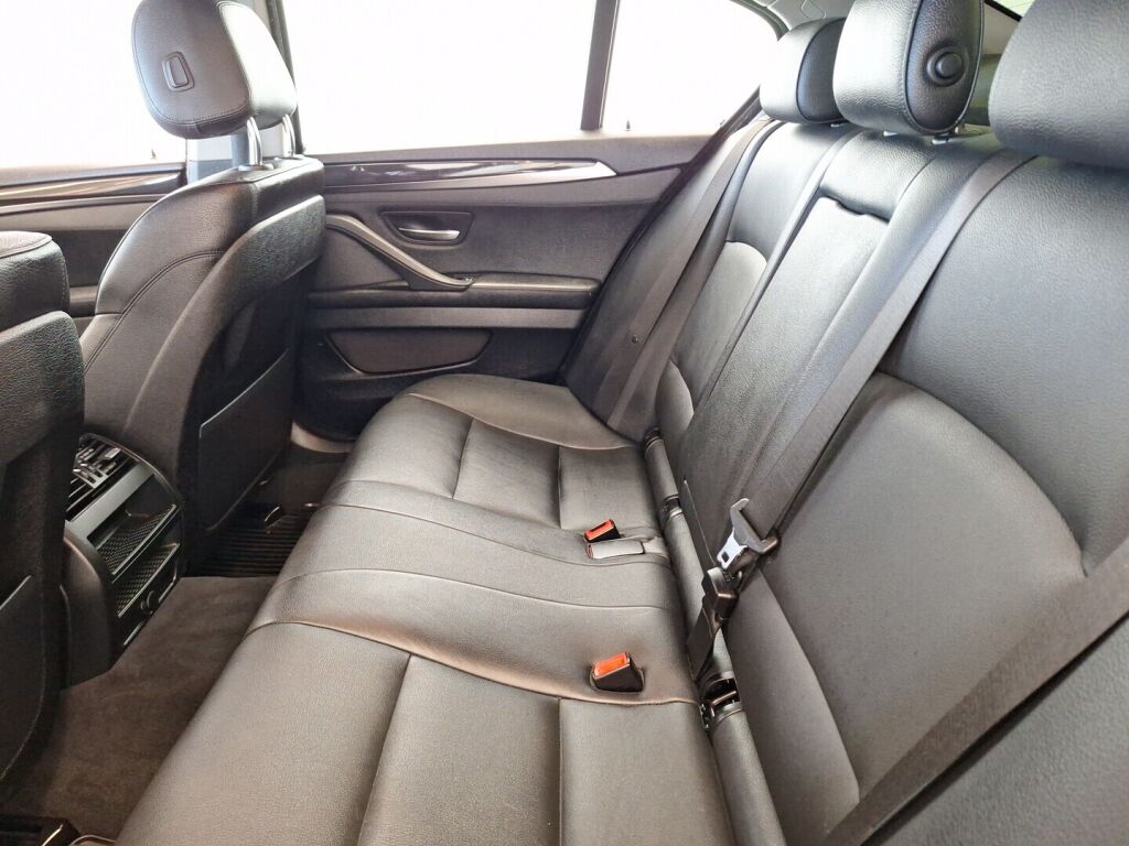 BMW 520 2016 Harmaa