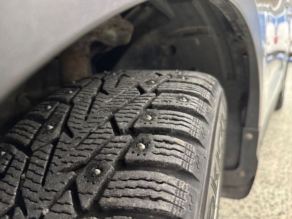 Nissan Qashqai 2016 Metallinhohto Hopea