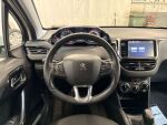 Peugeot 208 2016 Valkoinen