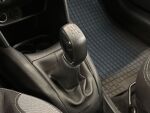 Peugeot 208 2016 Valkoinen